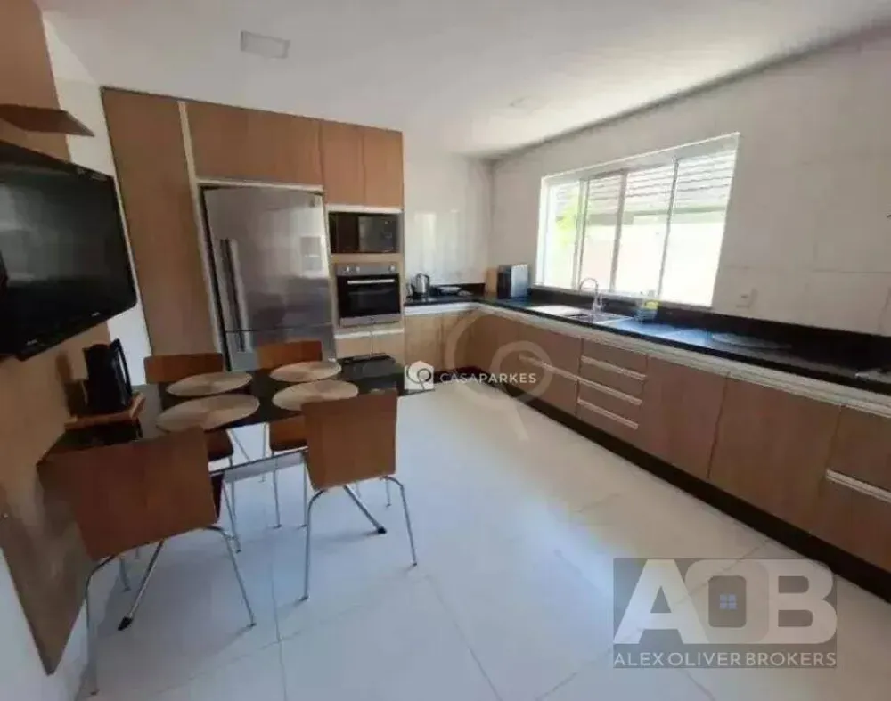 Casa, 5 quartos, 280 m² - Foto 14