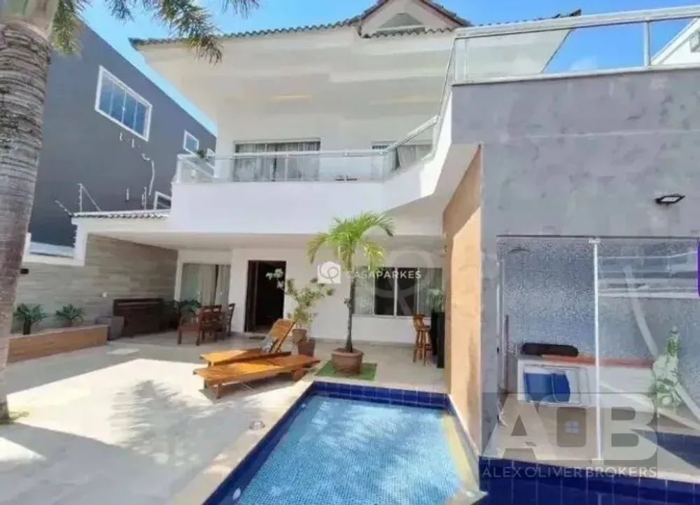 Casa, 5 quartos, 280 m² - Foto 1