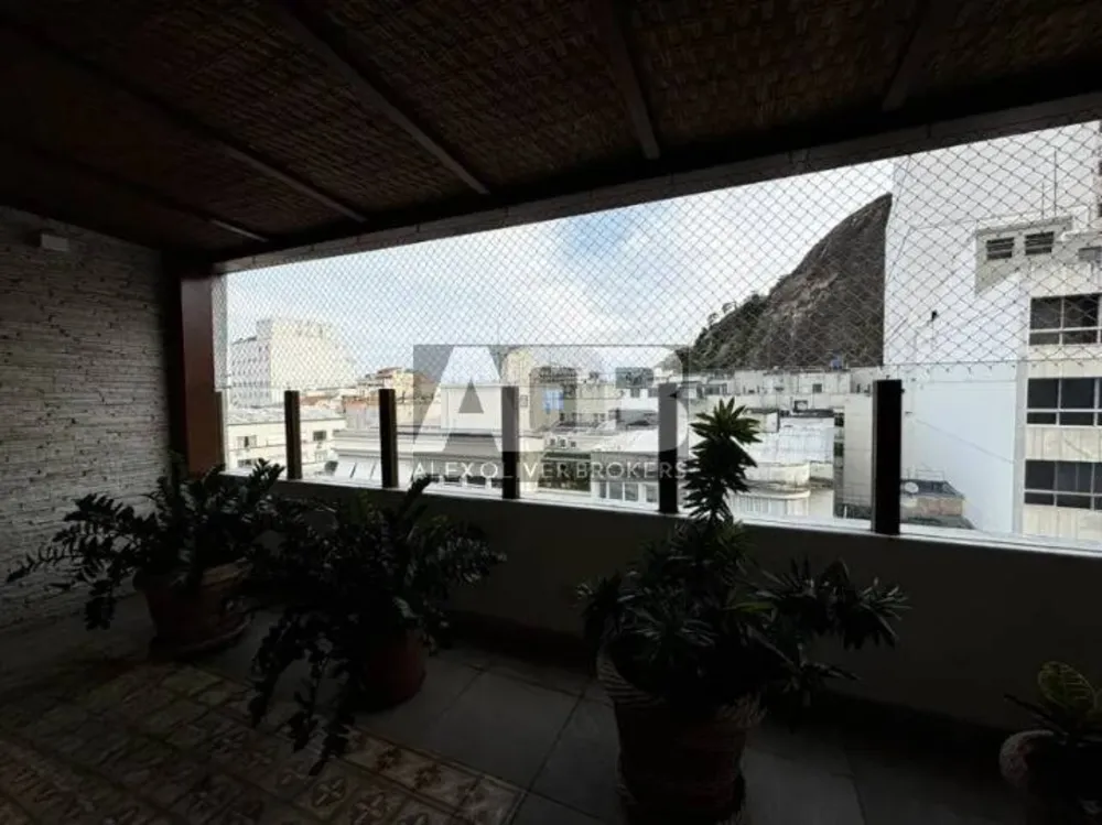 Cobertura, 3 quartos, 265 m² - Foto 2