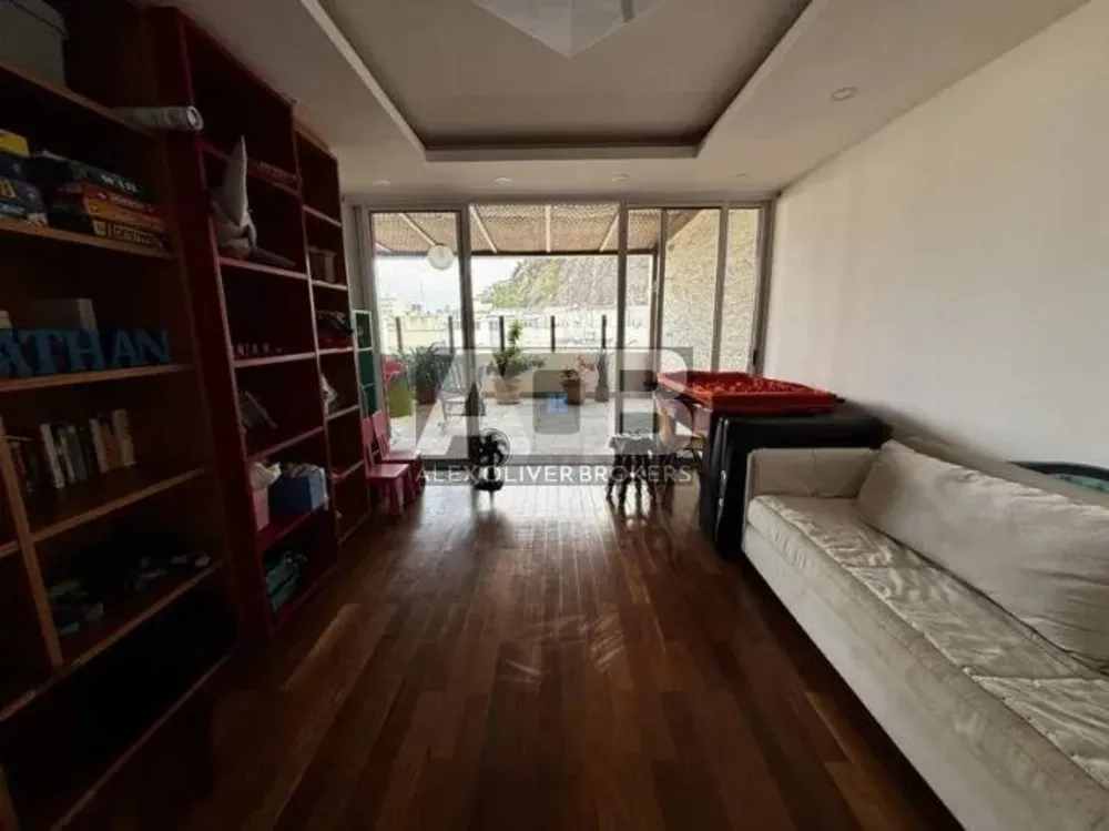 Cobertura, 3 quartos, 265 m² - Foto 4