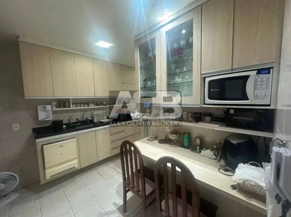 Cobertura, 3 quartos, 245 m² - Foto 37