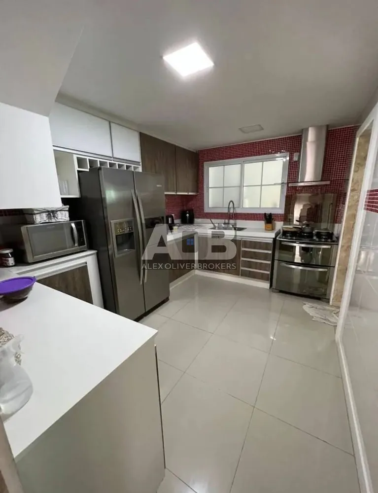 Casa, 4 quartos, 260 m² - Foto 16