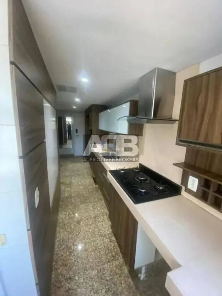 Apartamento, 3 quartos, 229 m² - Foto 3