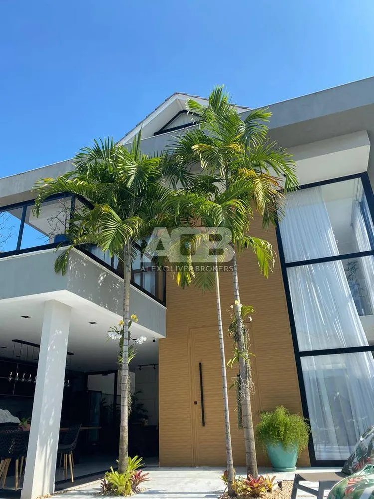 Casa, 4 quartos, 267 m² - Foto 2