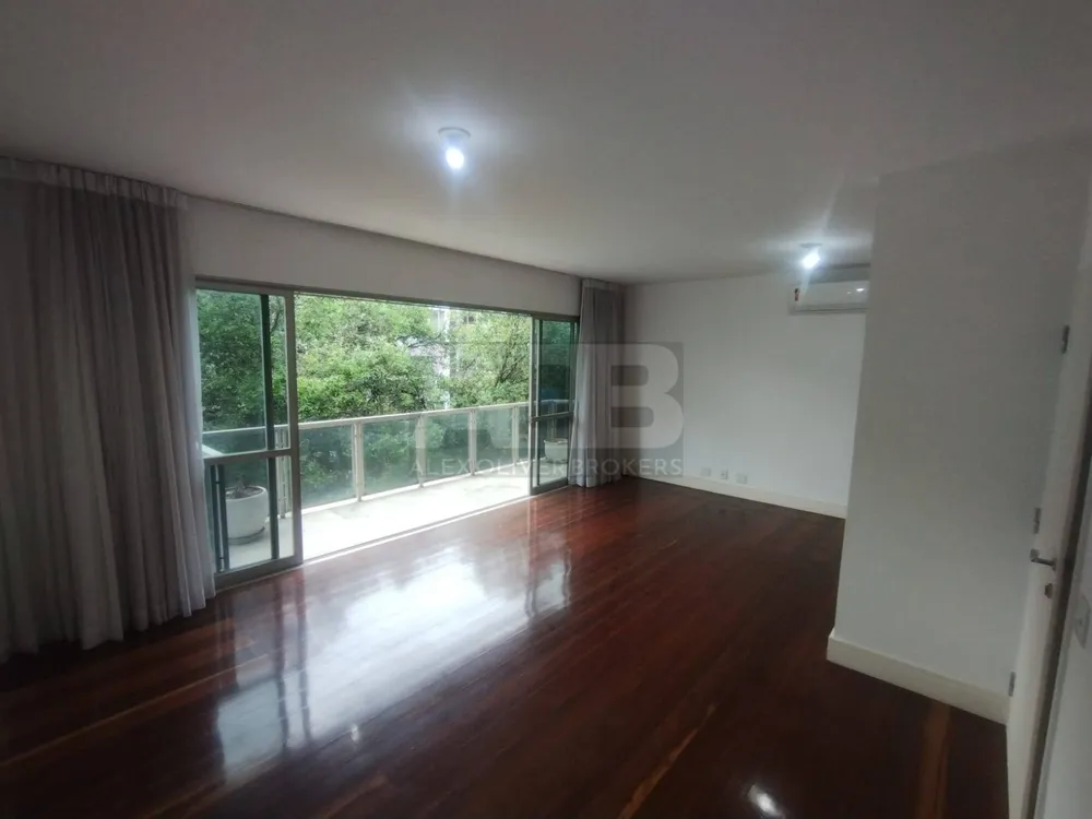 Apartamento, 3 quartos, 150 m² - Foto 2