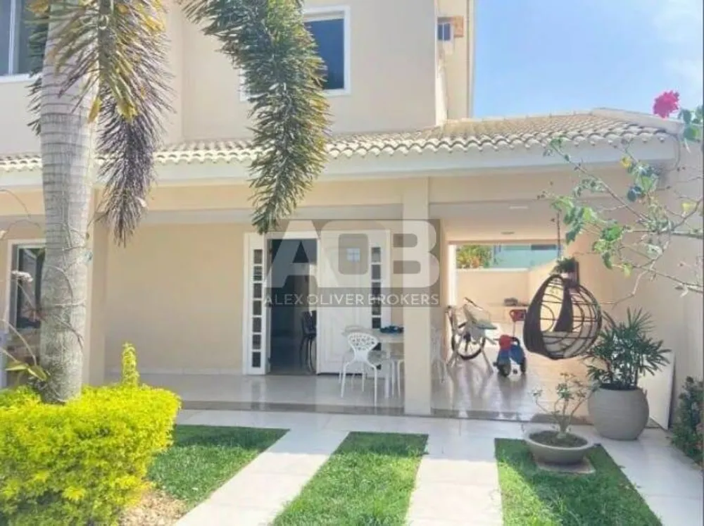 Casa, 5 quartos, 251 m² - Foto 2