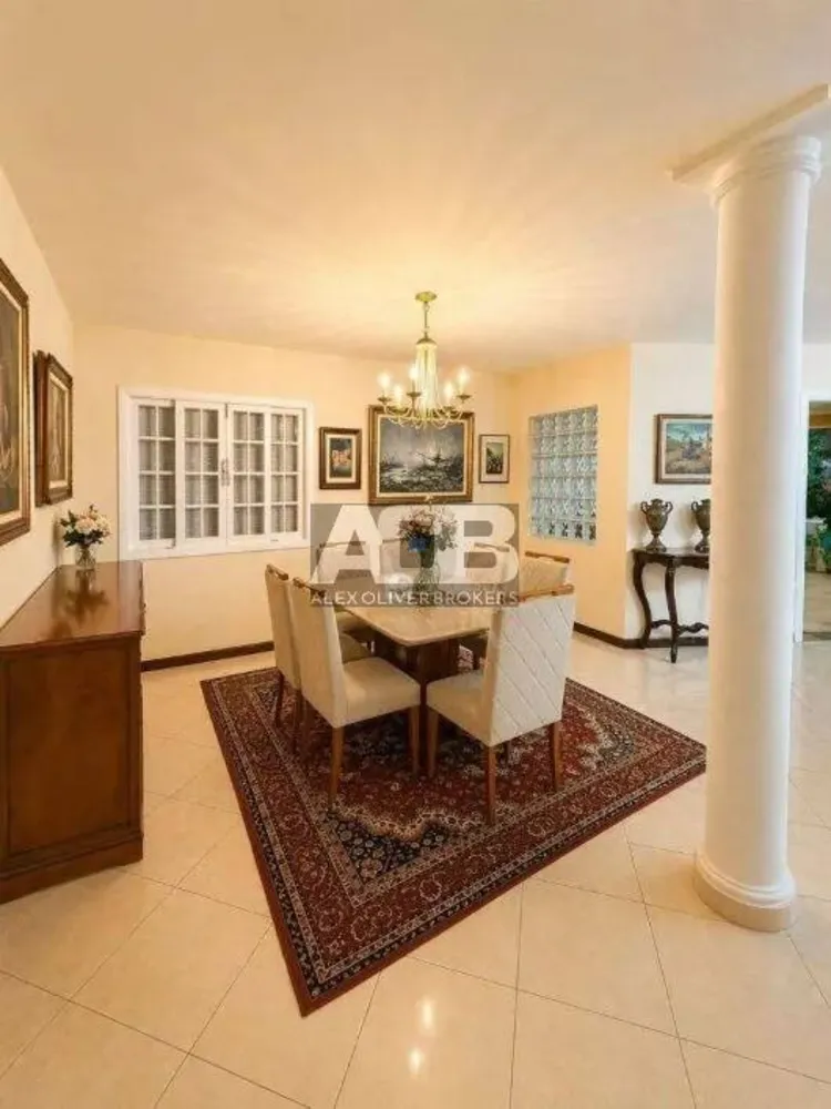 Casa, 5 quartos, 249 m² - Foto 9