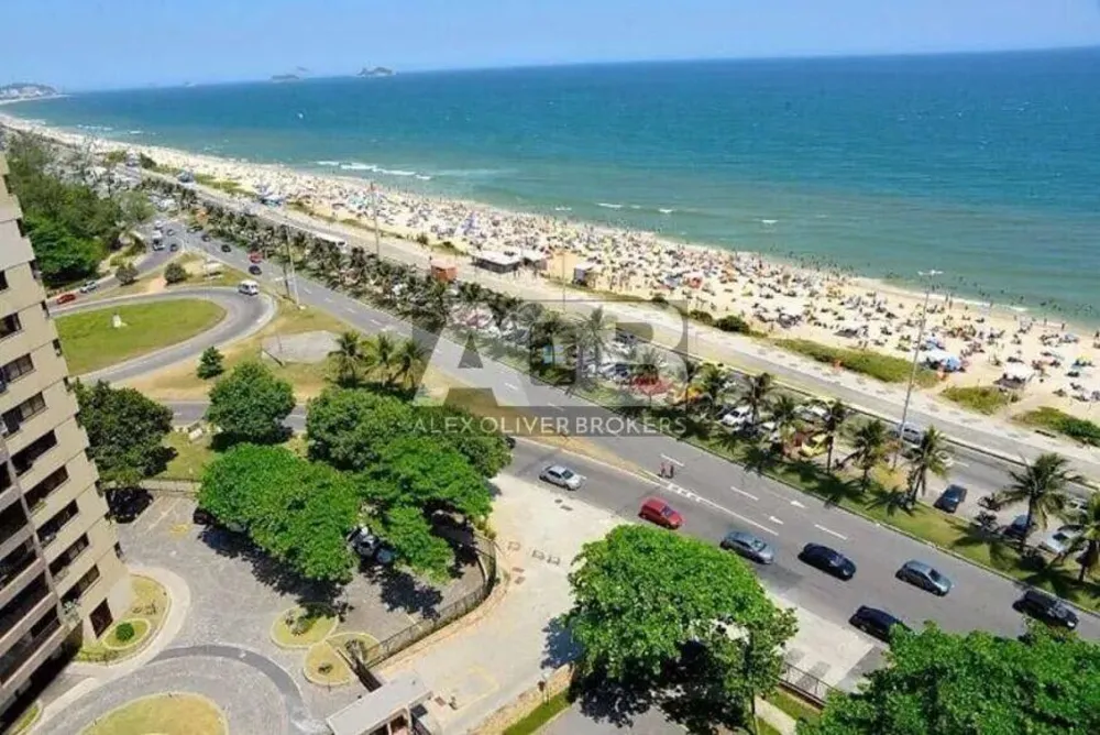 Apartamento, 3 quartos, 247 m² - Foto 1