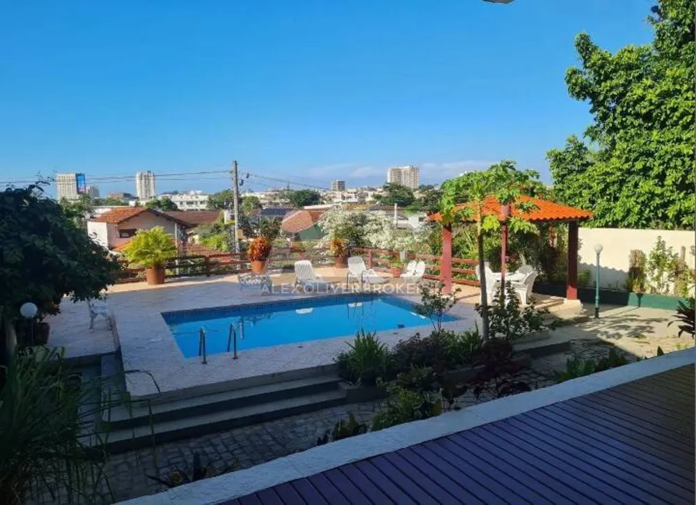 Casa, 4 quartos, 493 m² - Foto 1