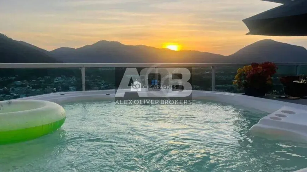 Cobertura, 4 quartos, 220 m² - Foto 1