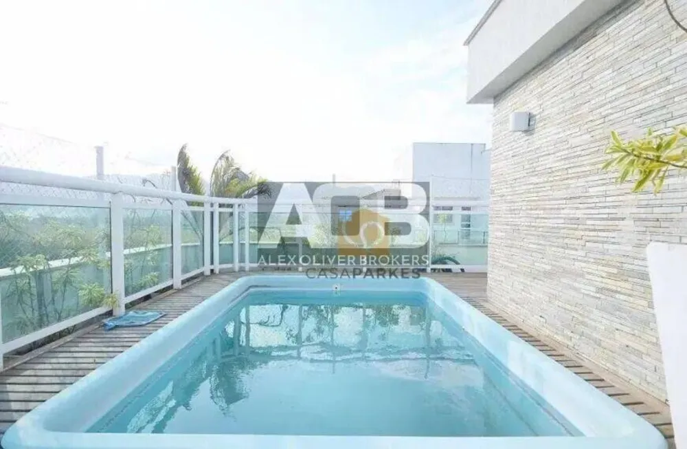 Cobertura, 3 quartos, 195 m² - Foto 1