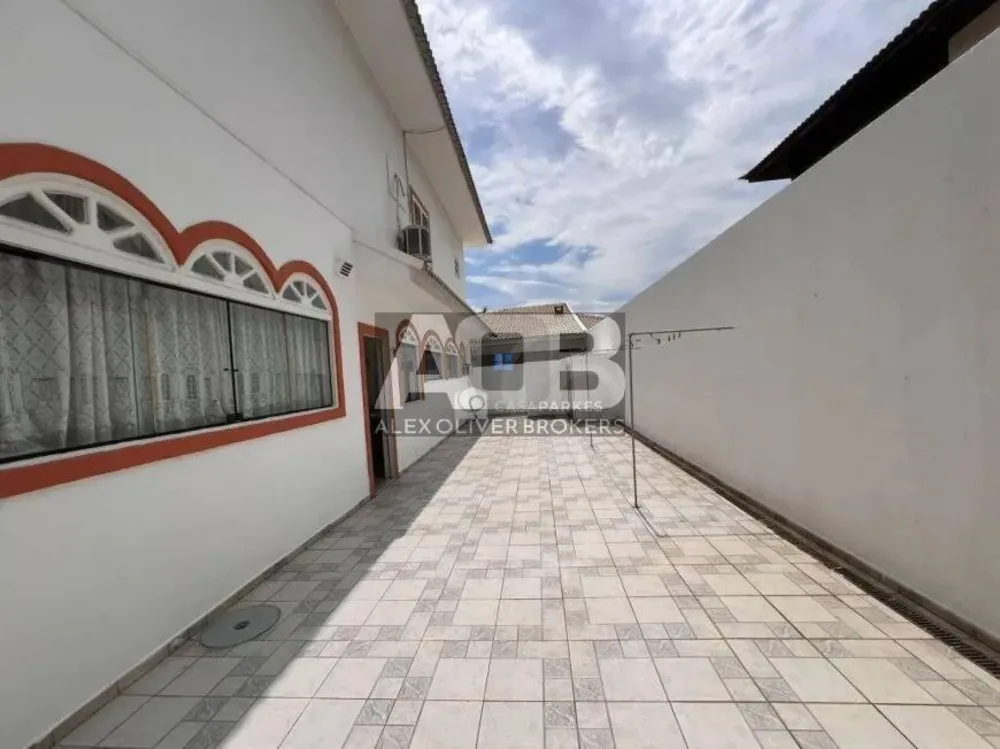 Casa, 8 quartos, 1000 m² - Foto 8