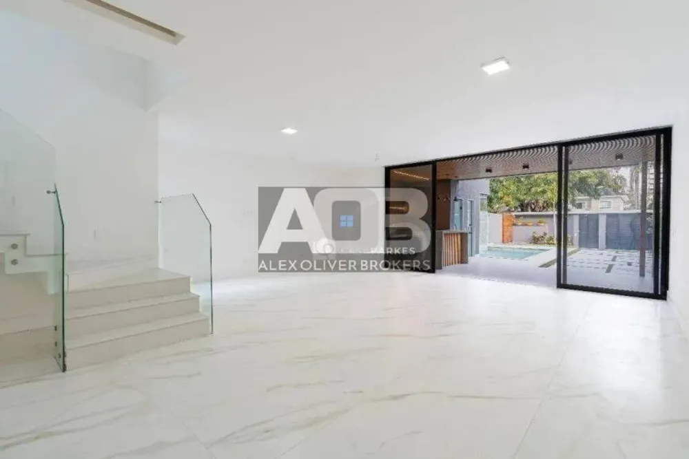 Casa, 4 quartos, 355 m² - Foto 2
