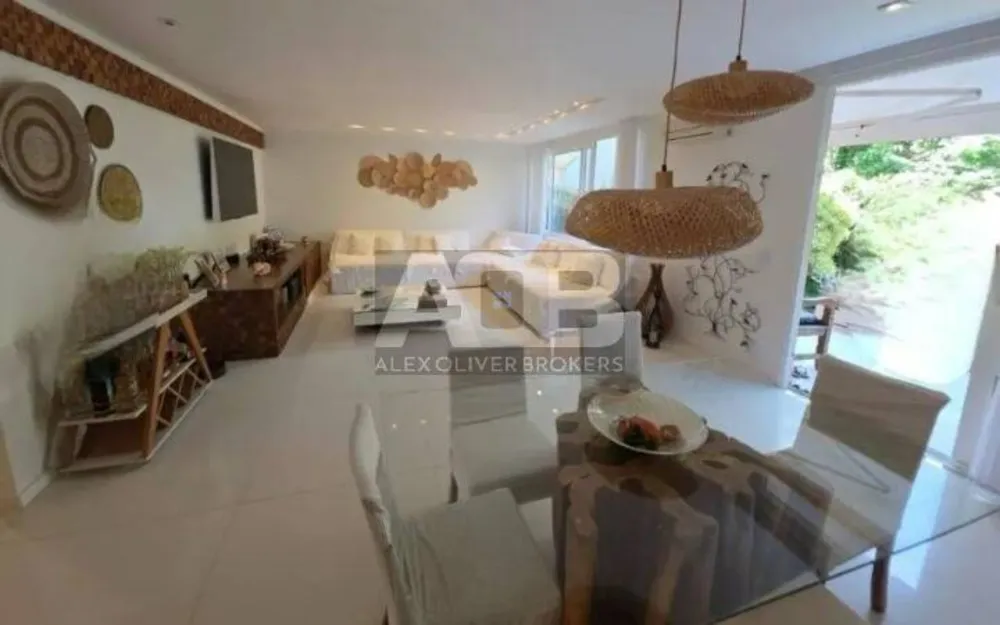 Casa, 4 quartos, 312 m² - Foto 1
