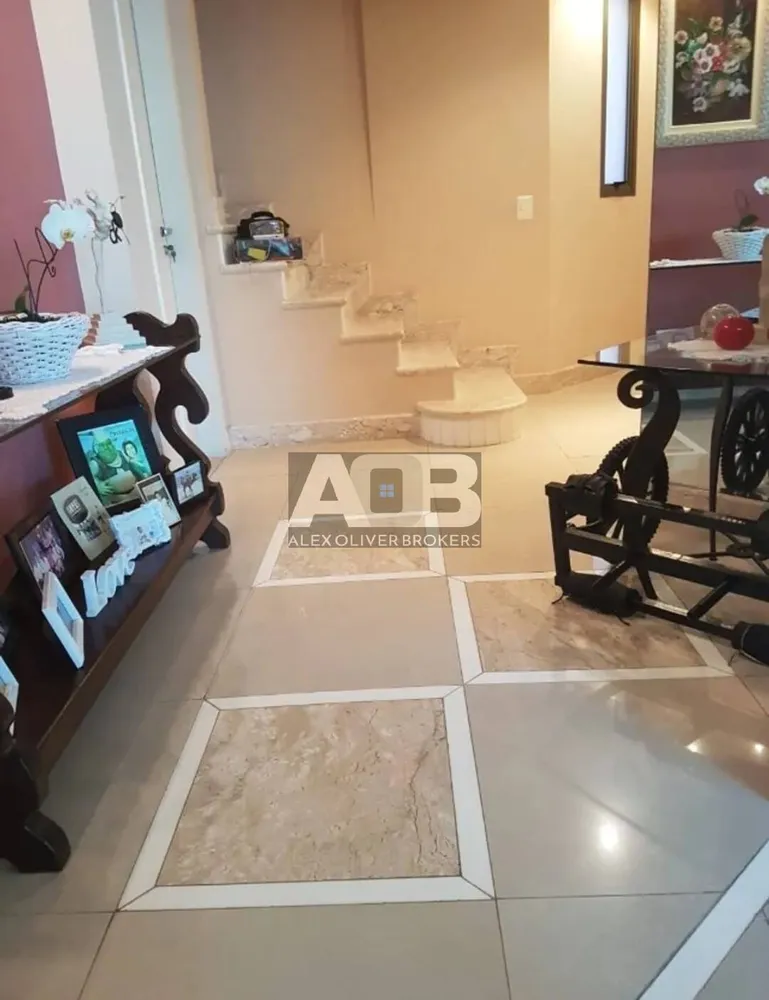 Cobertura, 3 quartos, 225 m² - Foto 4