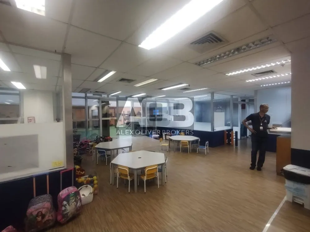 Prédio Inteiro, 565 m² - Foto 28