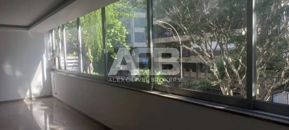 Apartamento, 4 quartos, 235 m² - Foto 1