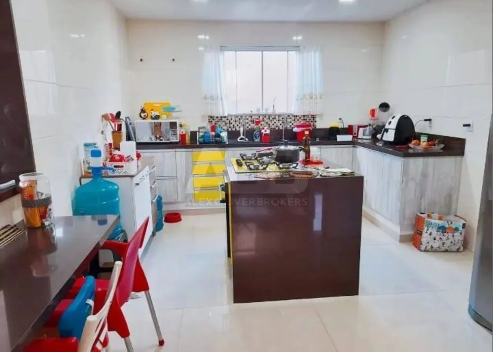 Casa, 4 quartos, 350 m² - Foto 18