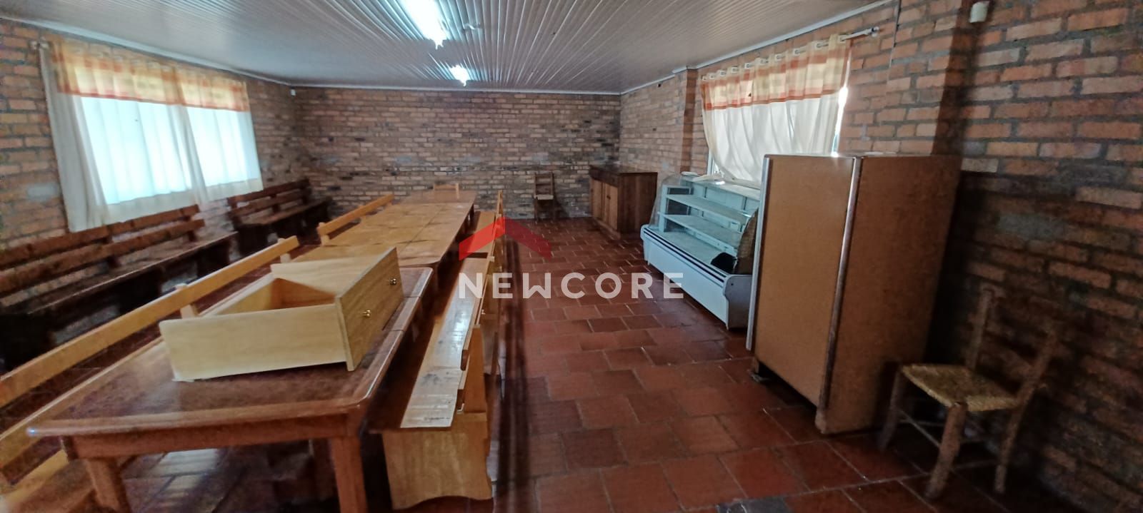 Chácara à venda com 4 quartos, 150m² - Foto 26