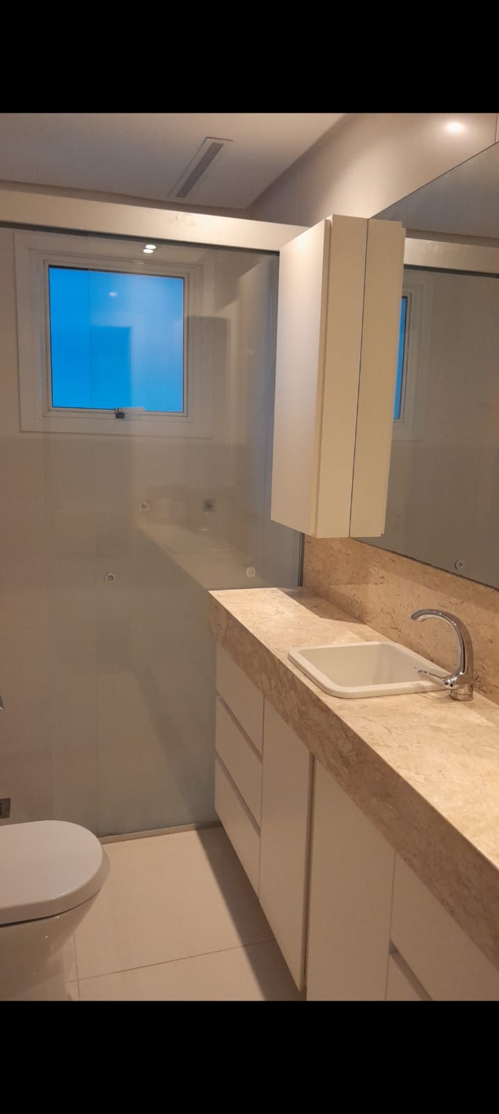 Apartamento à venda com 3 quartos, 122m² - Foto 2