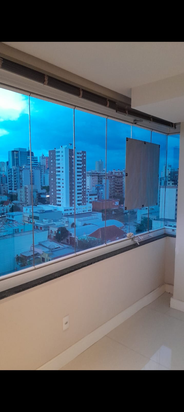 Apartamento à venda com 3 quartos, 122m² - Foto 3