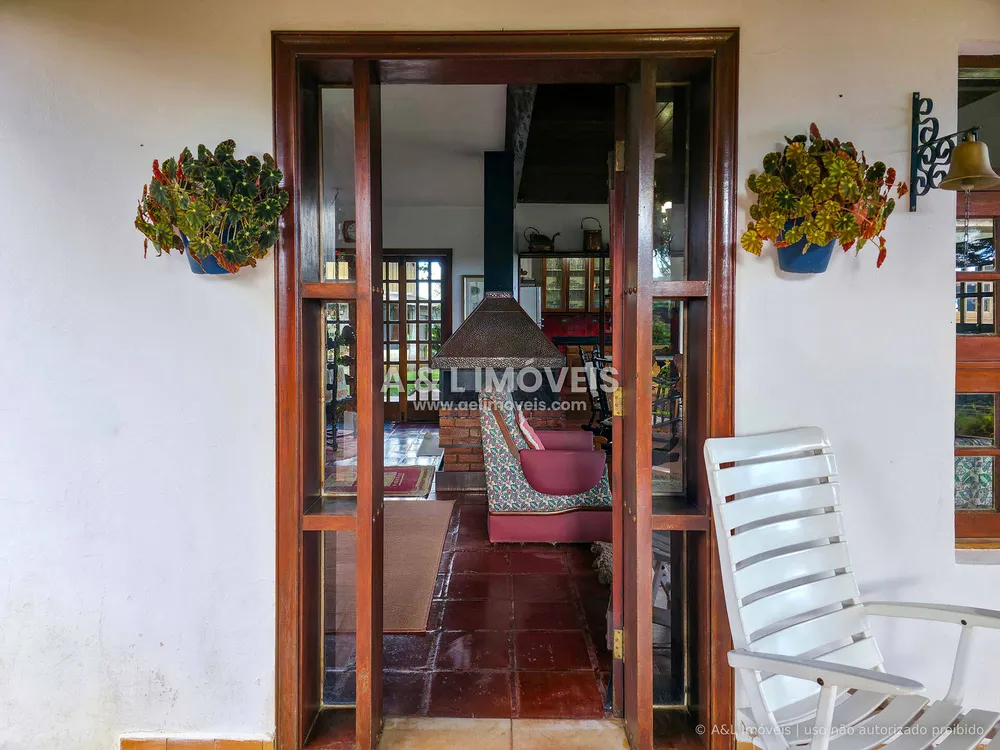 Casa, 4 quartos, 278 m² - Foto 2