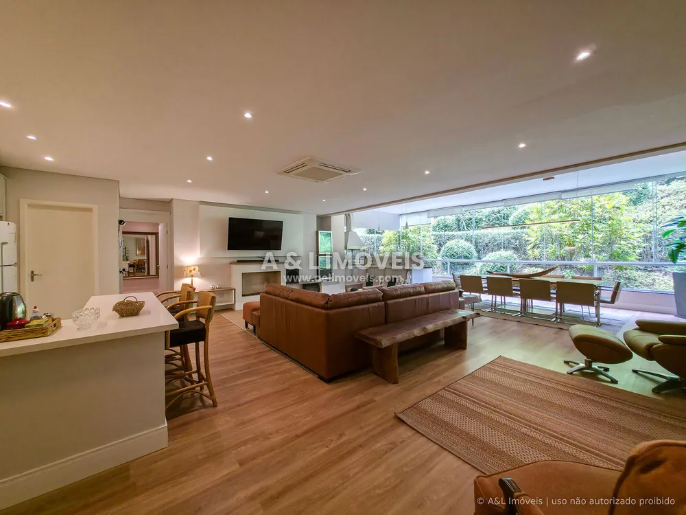 Apartamento, 3 quartos, 159 m² - Foto 1