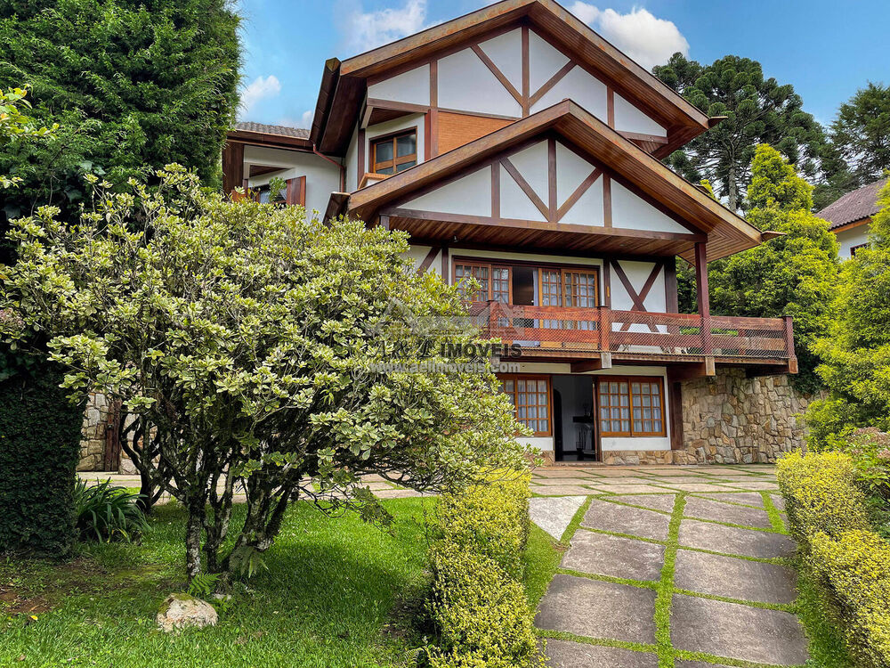 Casa, 4 quartos, 315 m² - Foto 1