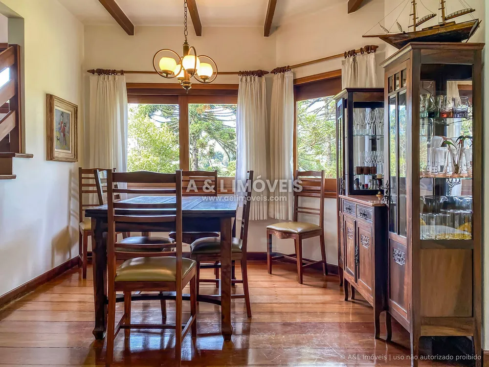 Casa, 3 quartos, 228 m² - Foto 3