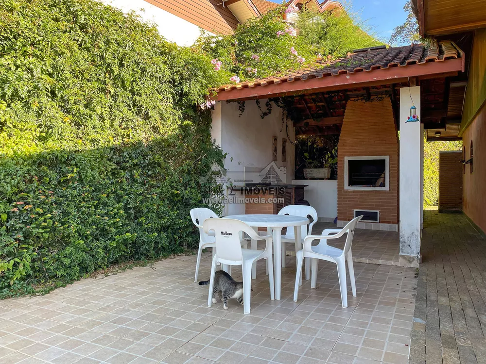 Casa à venda com 3 quartos, 260m² - Foto 3