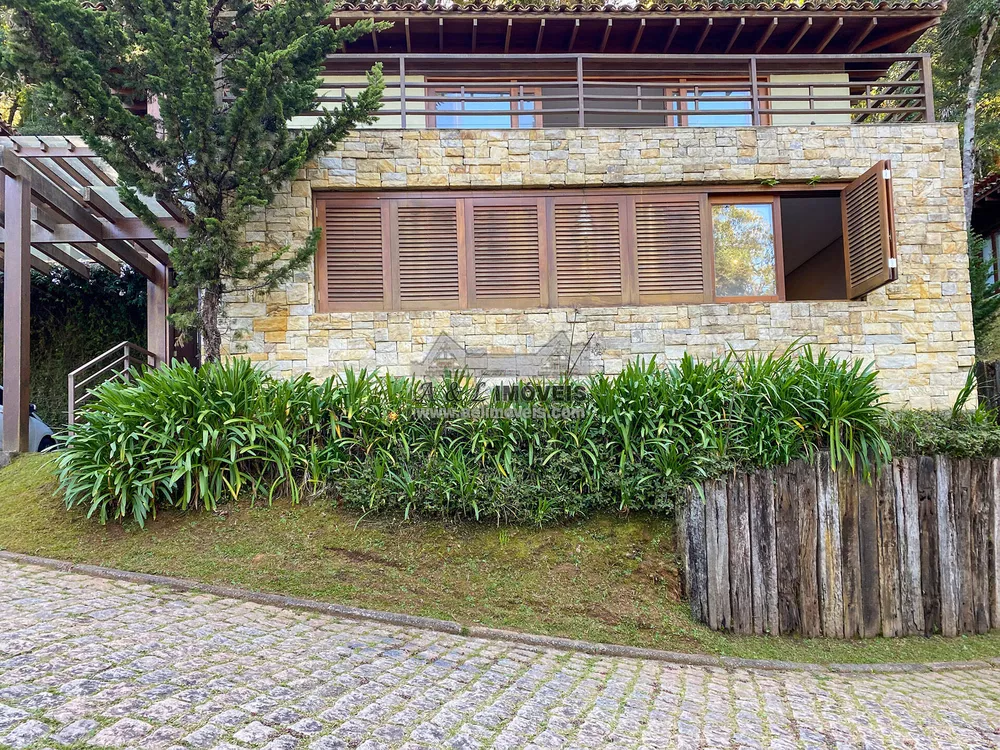 Casa de Condomínio à venda com 5 quartos, 268m² - Foto 2