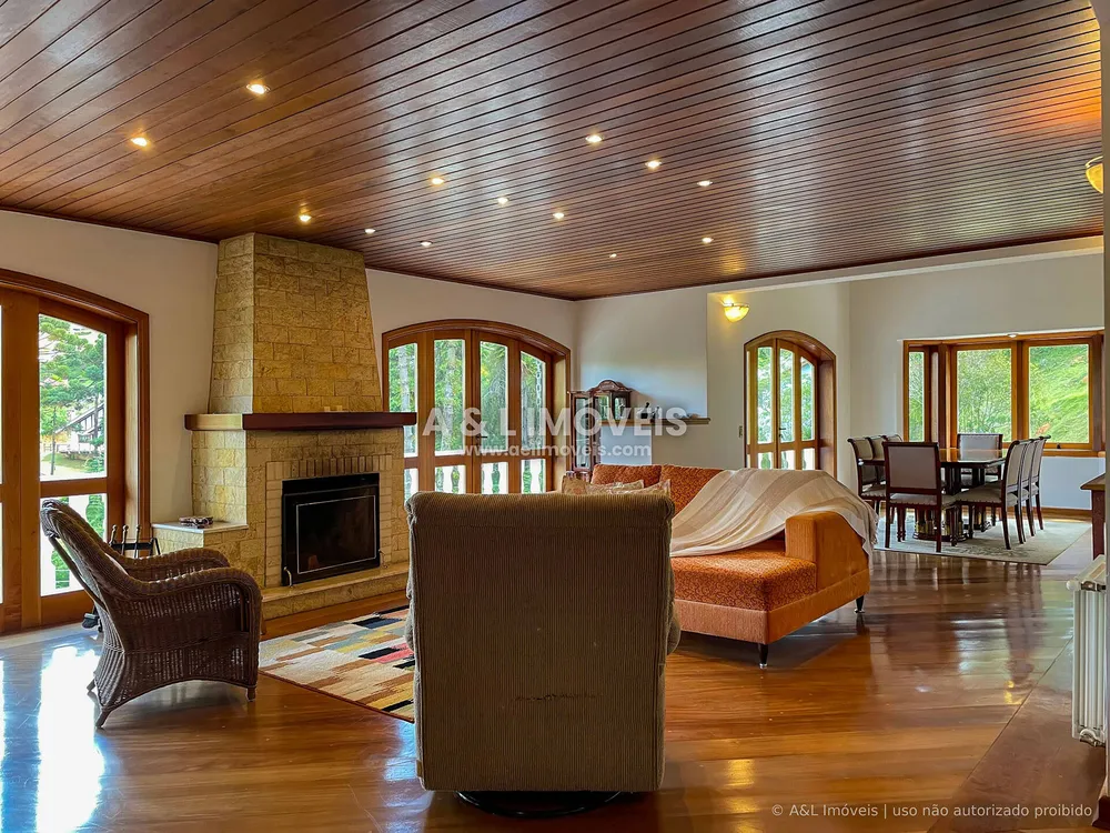 Casa, 3 quartos, 287 m² - Foto 1