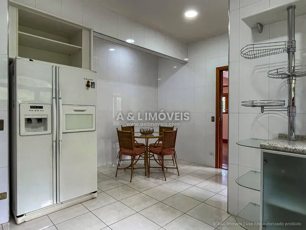 Casa, 3 quartos, 287 m² - Foto 4
