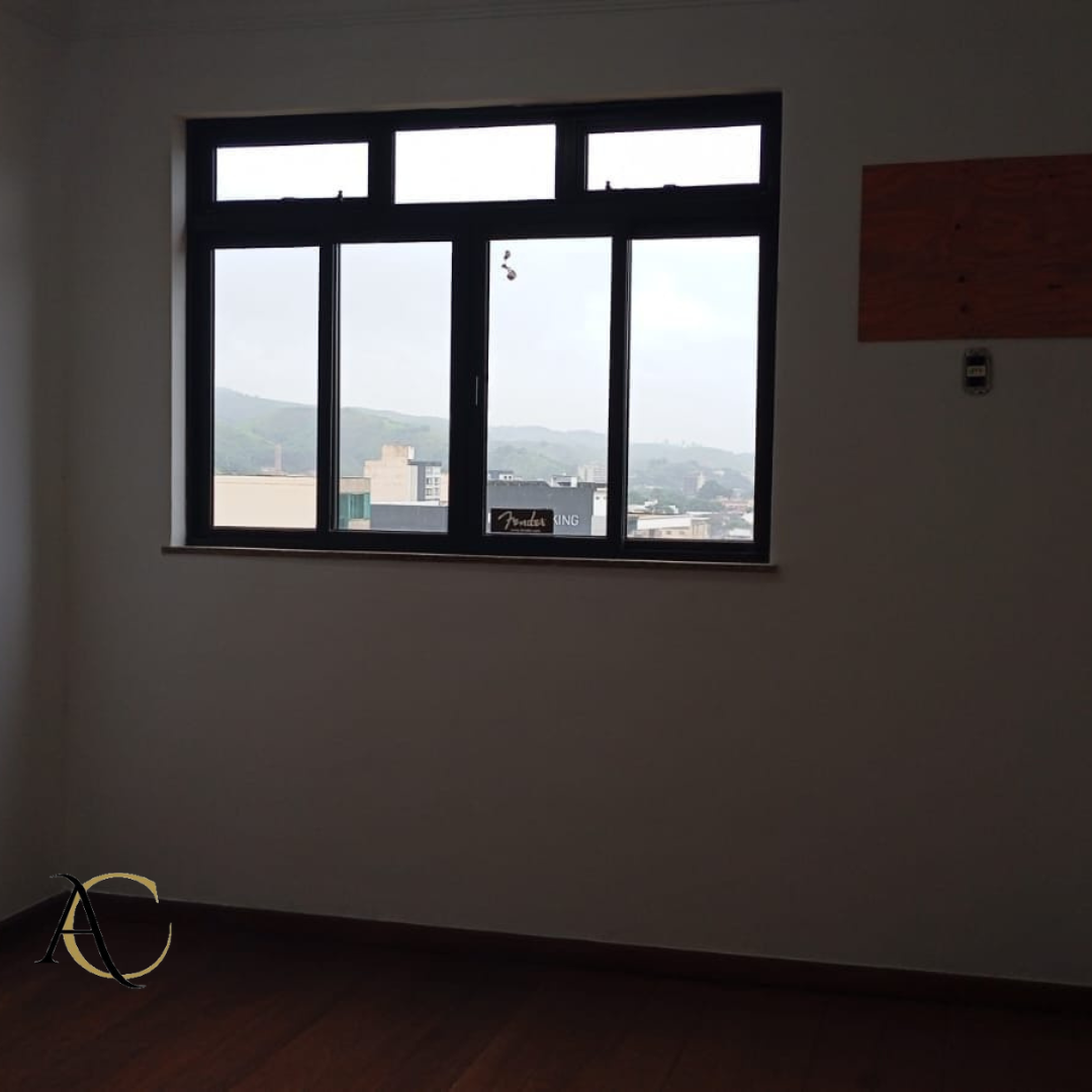 Apartamento à venda com 3 quartos, 150m² - Foto 25