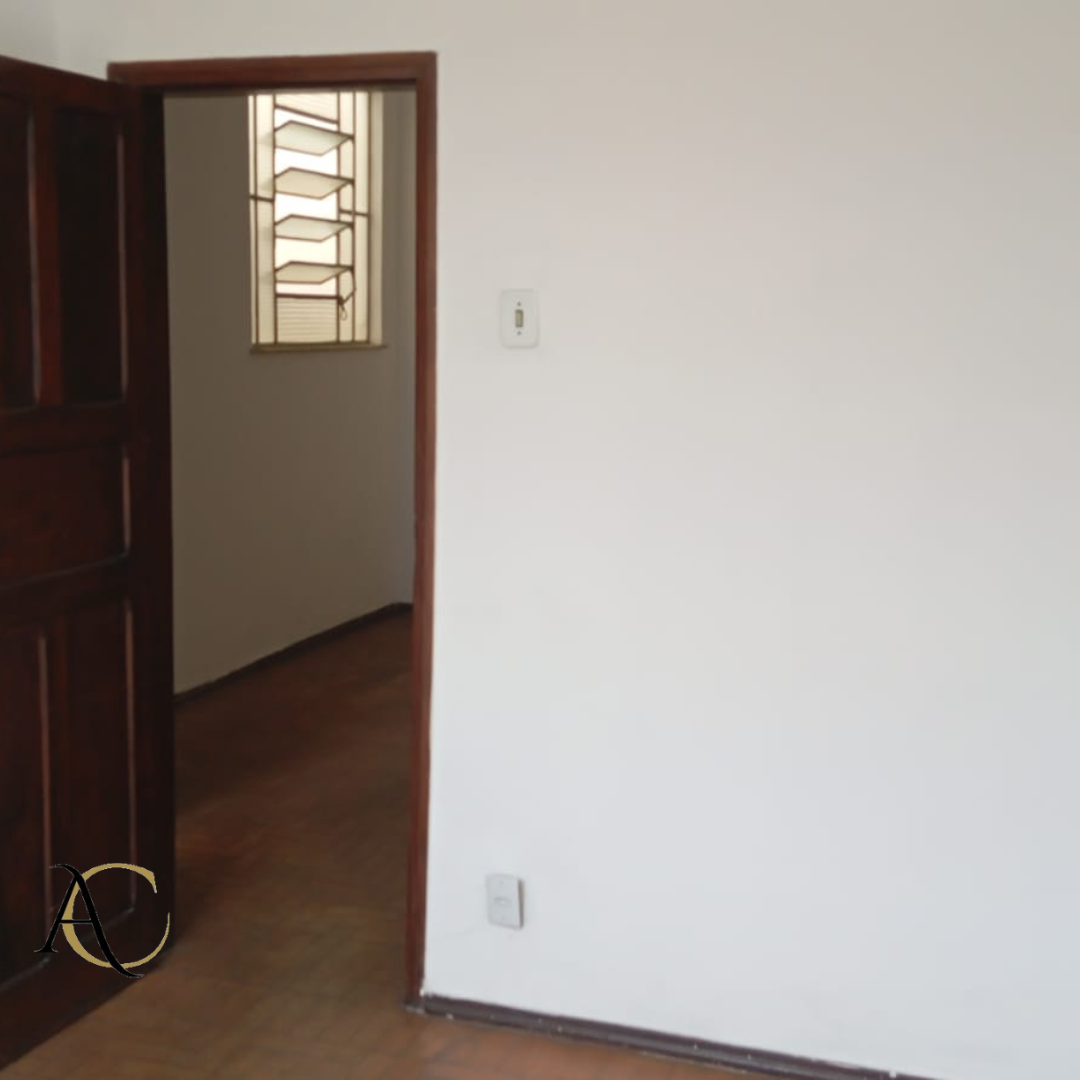 Apartamento à venda com 2 quartos, 60m² - Foto 13