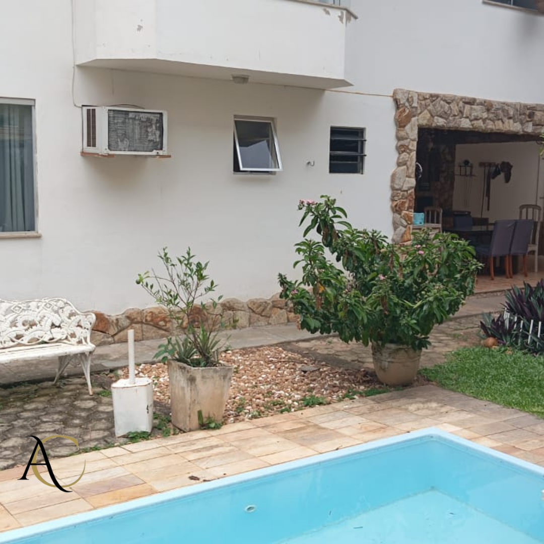 Casa à venda com 4 quartos, 360m² - Foto 14