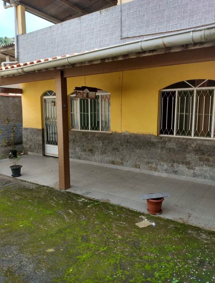 Casa à venda com 4 quartos, 300m² - Foto 24