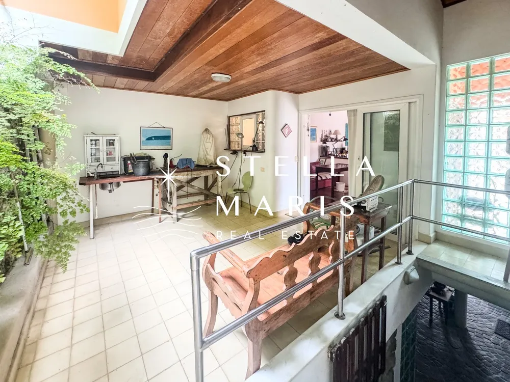 Casa, 3 quartos, 256 m² - Foto 1