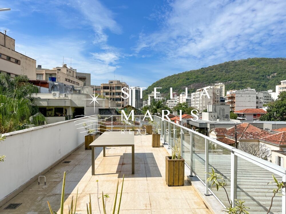 Casa à venda com 9 quartos, 586m² - Foto 4