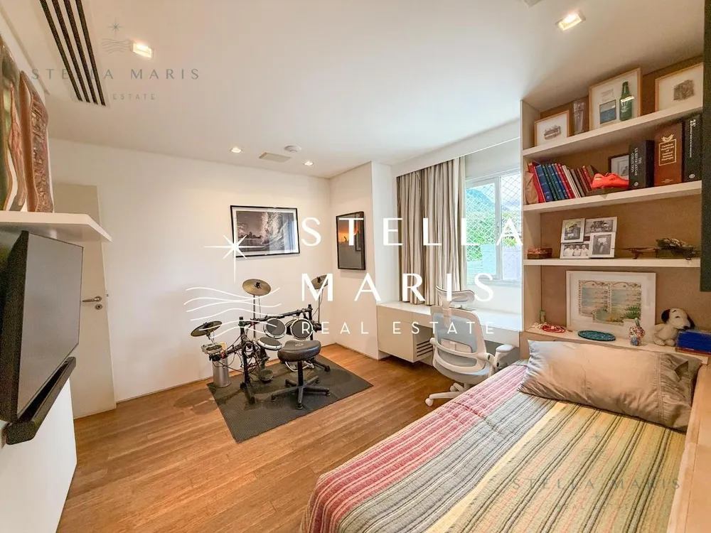 Cobertura, 3 quartos, 270 m² - Foto 35