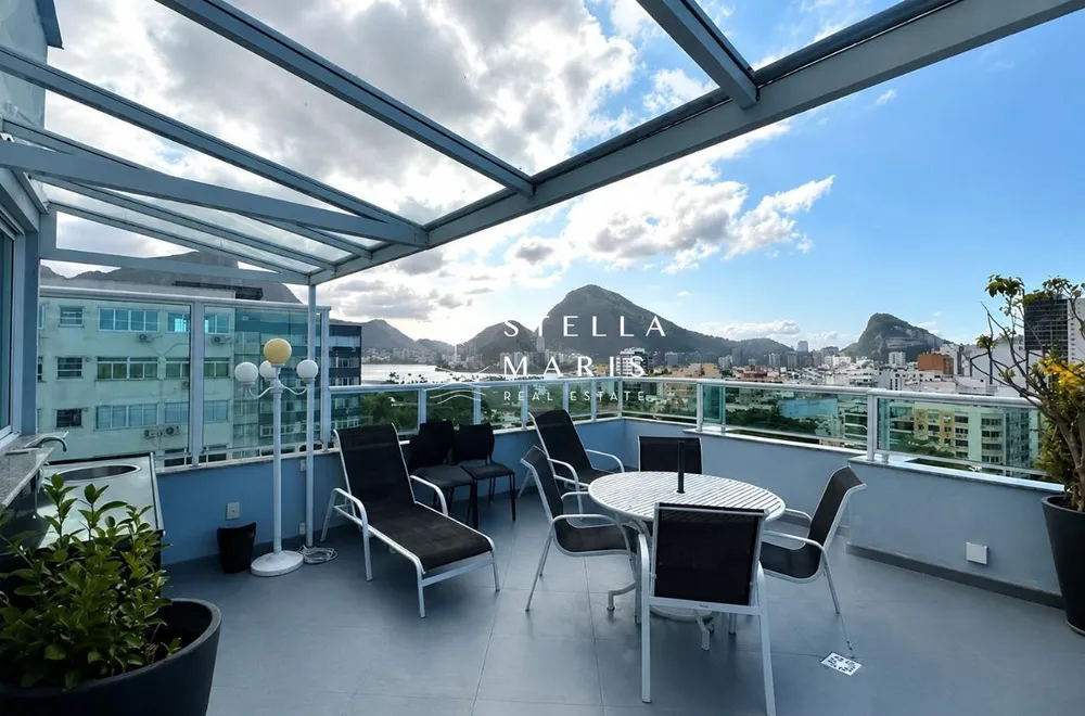 Cobertura, 3 quartos, 219 m² - Foto 1