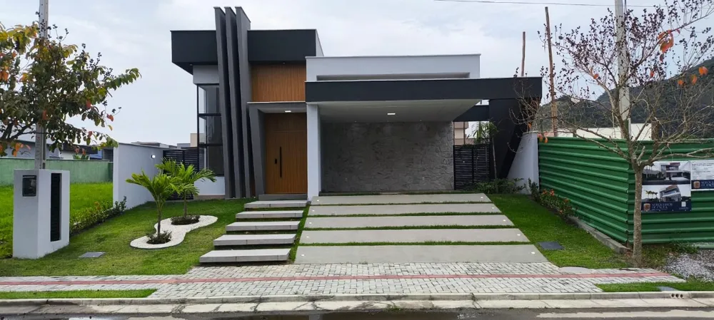 Casa de Condomínio - Foto 1