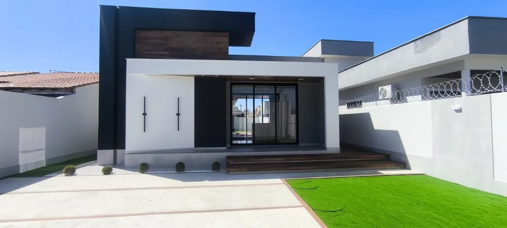 Casa, 3 quartos, 220 m² - Foto 1