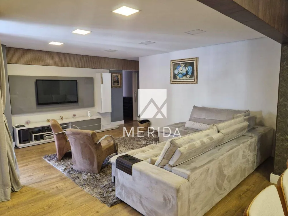 Apartamento, 3 quartos, 175 m² - Foto 1