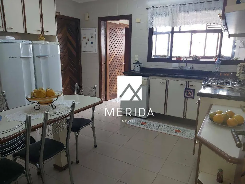 Apartamento, 3 quartos, 175 m² - Foto 1
