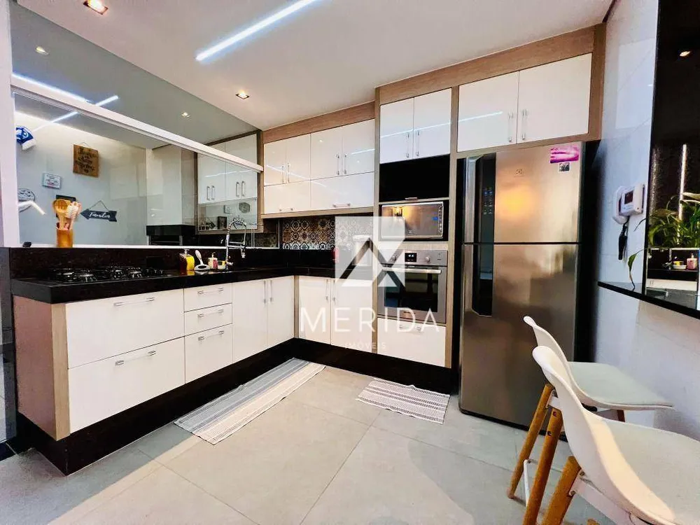 Sobrado, 4 quartos, 221 m² - Foto 6