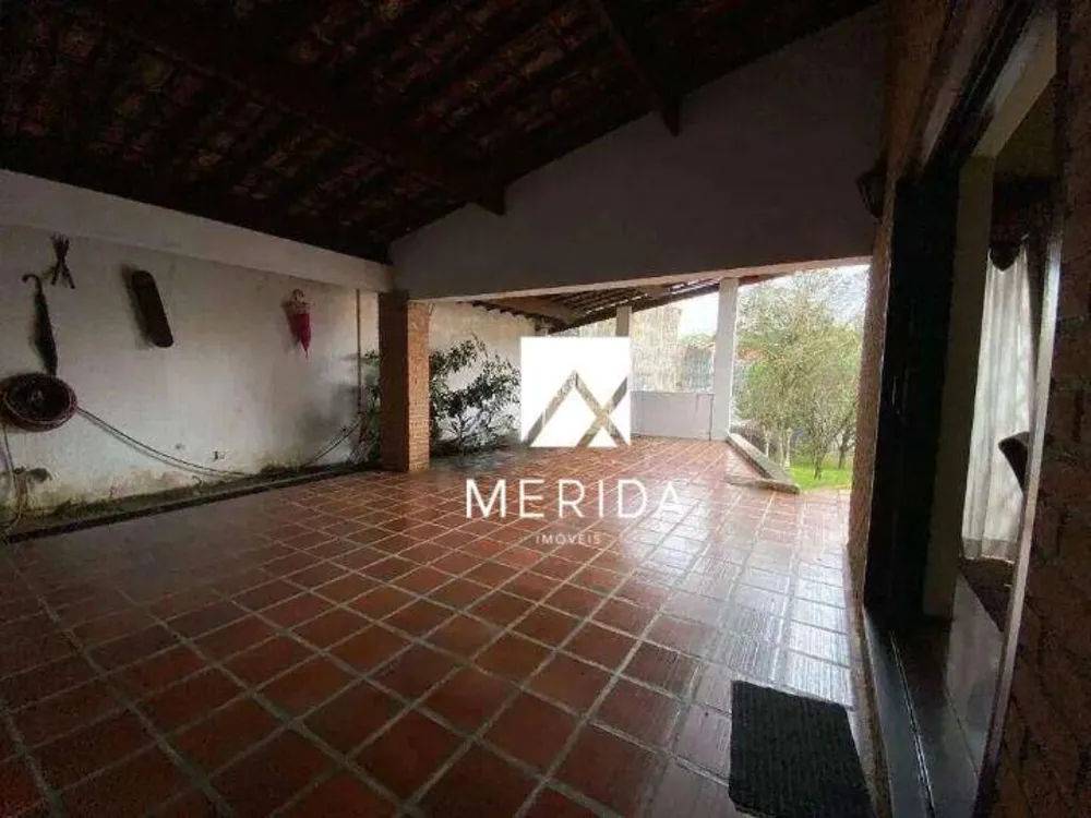 Casa, 5 quartos, 368 m² - Foto 1