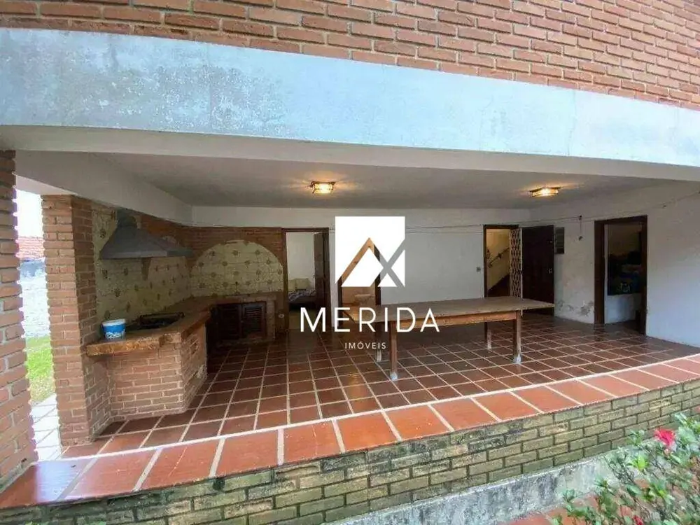 Casa, 5 quartos, 368 m² - Foto 2