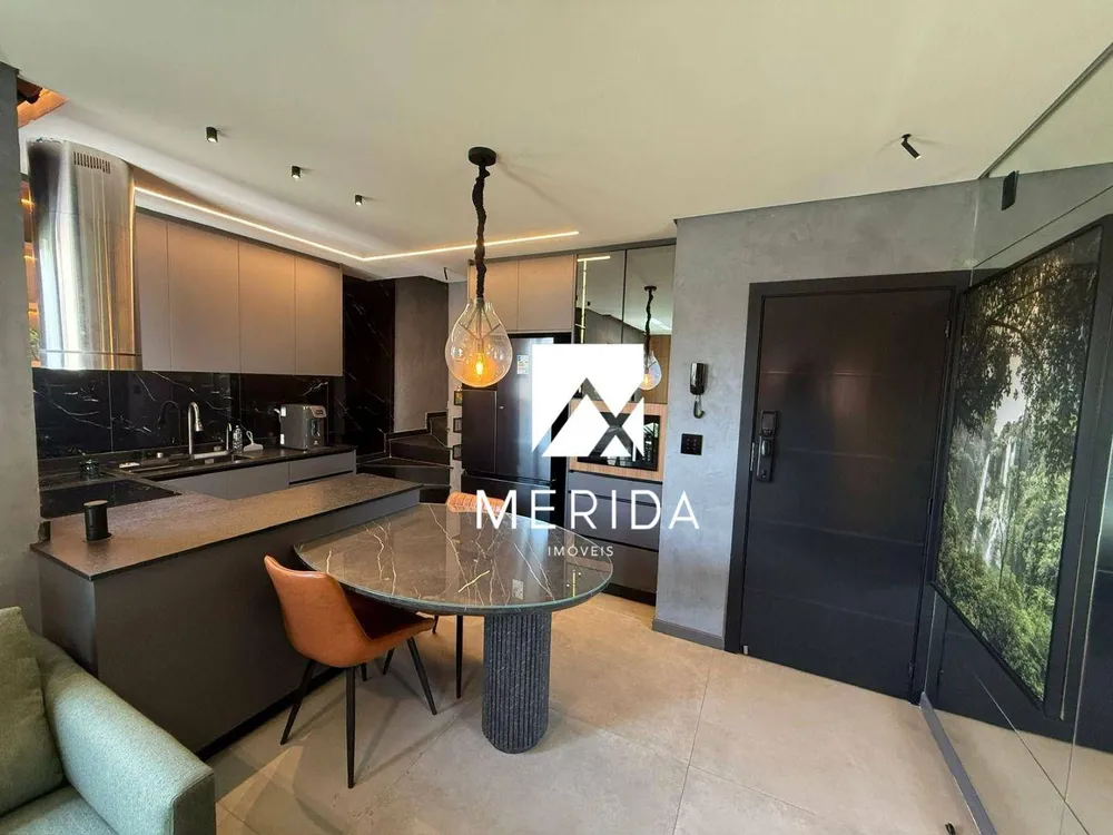 Cobertura, 3 quartos, 190 m² - Foto 1