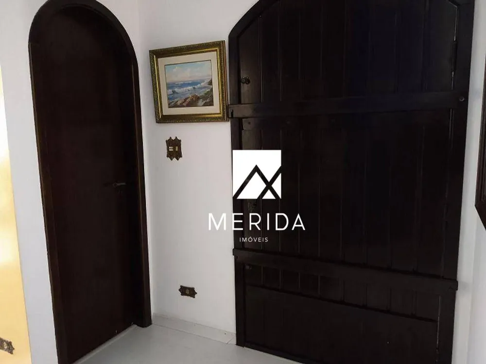 Sobrado, 3 quartos, 417 m² - Foto 2